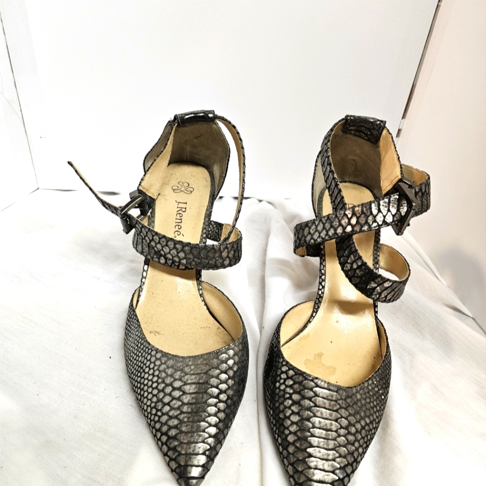 Ladies J Renee dress shoes
